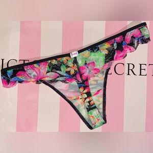 New Vintage Victoria’s Secret PINK Cotton Thong lace back Vintage Panties Y2K